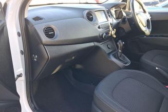Hyundai i10 1.2 Premium SE 5dr Auto