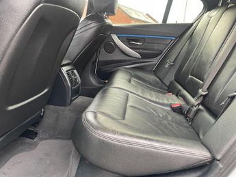 BMW 3 Series 2.0 320d M Sport Saloon 4dr Diesel Auto xDrive Euro 6 (s/s) (190