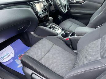 Nissan Qashqai 1.6 dCi N-Connecta SUV 5dr Diesel XTRON 2WD Euro 6 (s/s) (130 ps