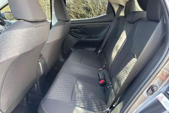Toyota Yaris 1.5 VVT-h Design E-CVT Euro 6 (s/s) 5dr