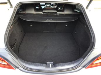 Mercedes-Benz CLA 2.1 CLA220d AMG Line Shooting Brake 7G-DCT Euro 6 (s/s) 5dr