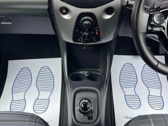 Peugeot 108 1.0 Active 2 Tronic Euro 6 5dr