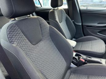 Vauxhall Astra 1.6 CDTi BlueInjection SRi Auto Euro 6 5dr