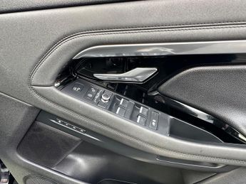 Land Rover Range Rover Evoque 2.0 D180 R-Dynamic SE Auto 4WD Euro 6 (s/s) 5dr