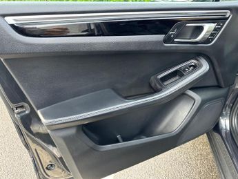 Porsche Macan 3.0T V6 S PDK 4WD Euro 6 (s/s) 5dr