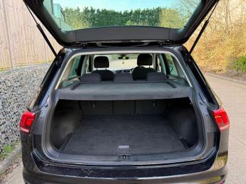 Volkswagen Tiguan 2.0 TDI Match DSG Euro 6 (s/s) 5dr