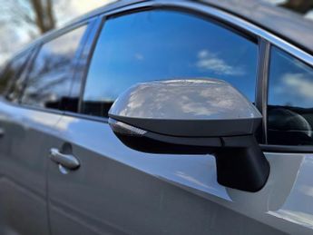 Toyota Corolla 1.8 VVT-h Design Touring Sports CVT Euro 6 (s/s) 5dr