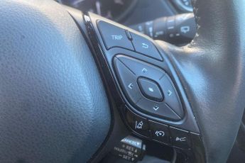 Toyota C-hr 2.0 Hybrid Excel 5dr CVT