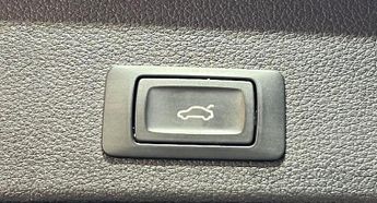 Audi Q2 1.6 TDI 30 S line S Tronic Euro 6 (s/s) 5dr