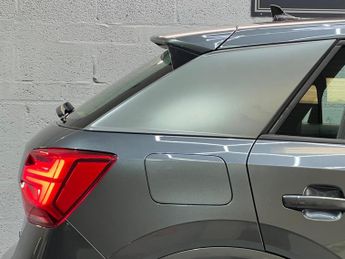 Audi Q2 1.6 TDI 30 S line S Tronic Euro 6 (s/s) 5dr
