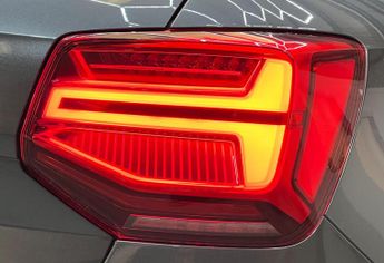 Audi Q2 1.6 TDI 30 S line S Tronic Euro 6 (s/s) 5dr