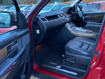 Land Rover Range Rover Sport 3.0 SD V6 HSE Black Auto 4WD Euro 5 5dr