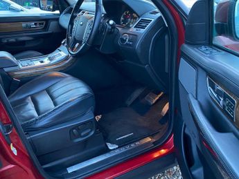 Land Rover Range Rover Sport 3.0 SD V6 HSE Black Auto 4WD Euro 5 5dr