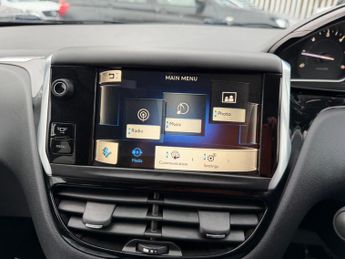 Peugeot 208 1.6 e-HDi Allure Euro 5 (s/s) 5dr