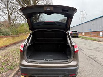 Nissan Qashqai 1.2 DIG-T n-tec XTRON 2WD Euro 6 (s/s) 5dr