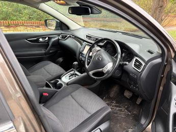 Nissan Qashqai 1.2 DIG-T n-tec XTRON 2WD Euro 6 (s/s) 5dr