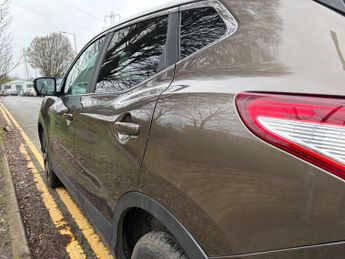 Nissan Qashqai 1.2 DIG-T n-tec XTRON 2WD Euro 6 (s/s) 5dr