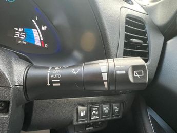 Nissan Leaf 24kWh Acenta Auto 5dr