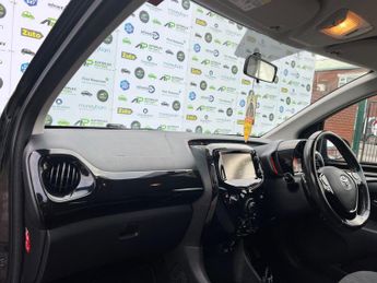Toyota AYGO 1.0 VVT-i x-pression x-shift Euro 6 5dr