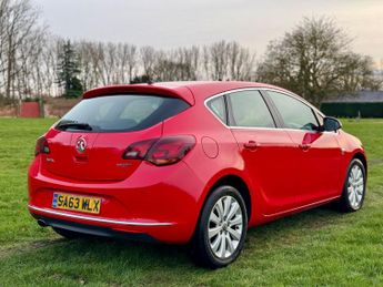 Vauxhall Astra 2.0 CDTi Elite Auto Euro 5 5dr