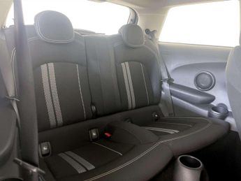 MINI Electric Hatch Cooper SE 32.6kWh Level 1 Hatchback 3dr Electric Auto (184 ps)