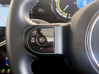 MINI Electric Hatch Cooper SE 32.6kWh Level 1 Hatchback 3dr Electric Auto (184 ps)