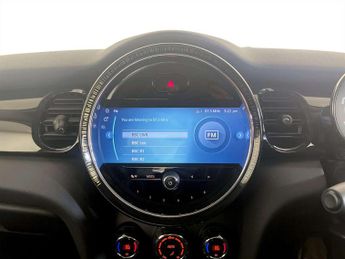 MINI Electric Hatch Cooper SE 32.6kWh Level 1 Hatchback 3dr Electric Auto (184 ps)