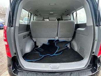 Hyundai i800 2.5 CRDi Style Auto Euro 5 5dr