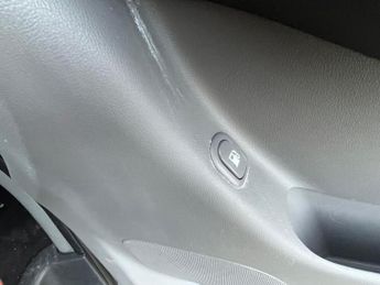 Hyundai i800 2.5 CRDi Style Auto Euro 5 5dr