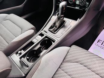 Volkswagen Golf 1.5 TSI EVO R-Line DSG Euro 6 (s/s) 5dr