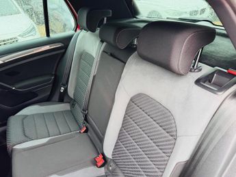 Volkswagen Golf 1.5 TSI EVO R-Line DSG Euro 6 (s/s) 5dr