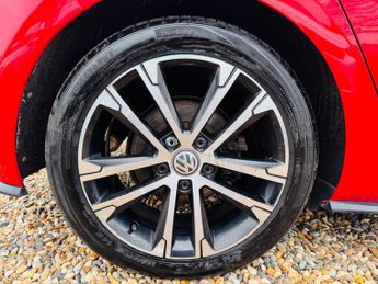 Volkswagen Golf 1.5 TSI EVO R-Line DSG Euro 6 (s/s) 5dr