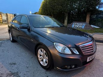 Mercedes E Class 2.1 E200 CDI BlueEfficiency SE Tiptronic Euro 5 4dr
