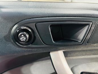 Ford Fiesta 1.4 Titanium 5dr
