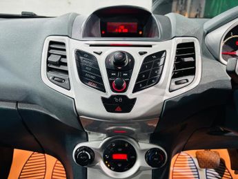 Ford Fiesta 1.4 Titanium 5dr