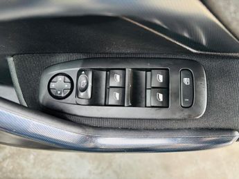 Peugeot 2008 1.2 PureTech Allure ETG Euro 6 (s/s) 5dr