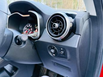 MG MG ZS 44.5kWh Exclusive Auto 5dr