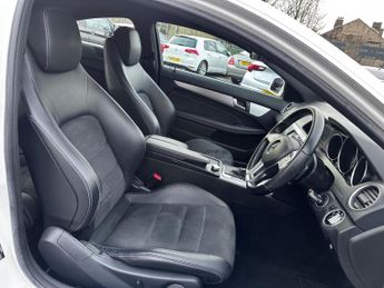 Mercedes-Benz C Class 2.1 C220 CDI AMG Sport Edition G-Tronic+ Euro 5 (s/s) 2dr