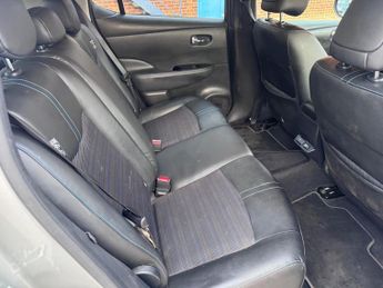 Nissan Leaf 40kWh N-Connecta Auto 5dr