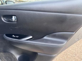 Nissan Leaf 40kWh N-Connecta Auto 5dr
