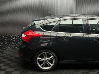 Ford Focus 1.6 TDCi Titanium X Euro 5 (s/s) 5dr