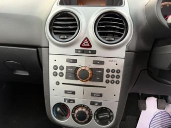 Vauxhall Corsa 1.2 16V Excite Euro 5 3dr (A/C)