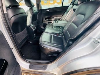 Kia Sportage 2.0 CRDi KX-3 Auto AWD Euro 6 5dr