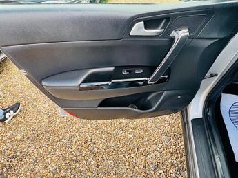 Kia Sportage 2.0 CRDi KX-3 Auto AWD Euro 6 5dr