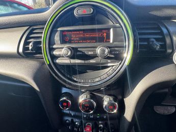 MINI Hatch 1.5 Cooper D Auto Euro 6 (s/s) 3dr