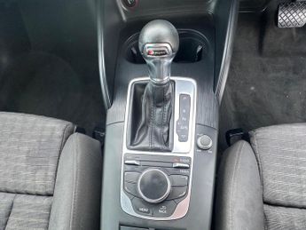 Audi A3 1.6 TDI Sport S Tronic Euro 5 (s/s) 3dr
