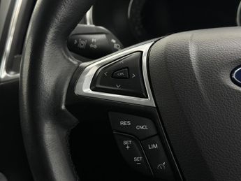 Ford Galaxy 2.5h Duratec Titanium CVT Euro 6 (s/s) 5dr