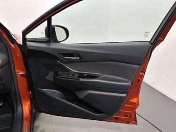 Toyota C-HR 2.0 VVT-h Orange Edition CVT Euro 6 (s/s) 5dr