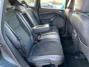 Ford Kuga 1.5T EcoBoost ST-Line Auto AWD Euro 6 (s/s) 5dr