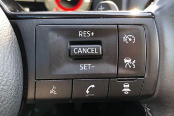 Nissan Qashqai 1.3 DiG-T MH 158 N-Connecta 5dr Xtronic